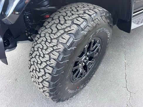 Used 2026 Ford Bronco Raptor AWD/4WD image 3