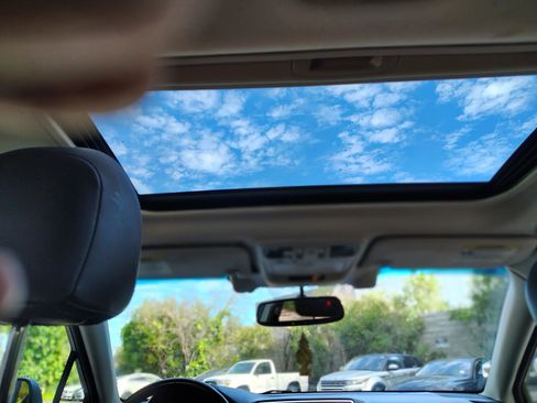 Used 2015 Subaru Outback 2.5i Limited image 13