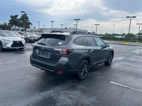 Used 2025 Subaru Outback Onyx Edition XT w/ Tech Package 3 AWD/4WD image 6