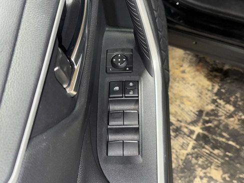 Used 2023 Toyota RAV4 SE w/ Convenience Package AWD/4WD image 22