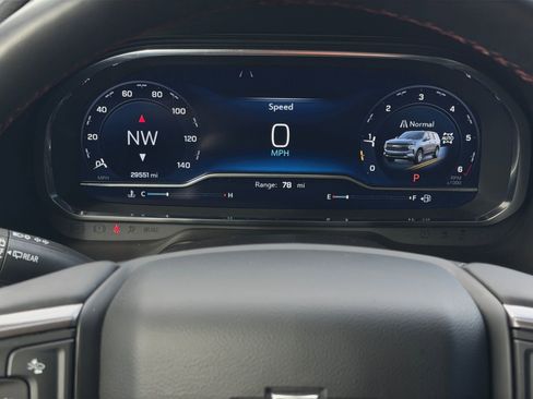 Used 2024 Chevrolet Suburban RST w/ Luxury Package image 26