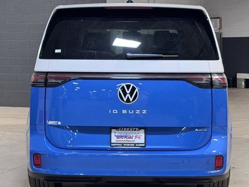 New 2025 Volkswagen ID. Buzz 1st Edition image 37