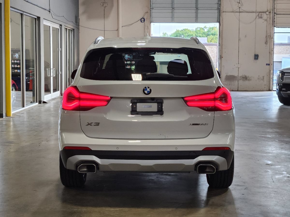 Used 2024 BMW X3 xDrive30i AWD/4WD image 9