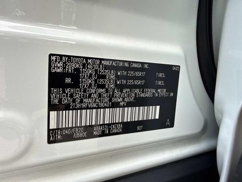 Used 2022 Toyota RAV4 LE FWD image 29