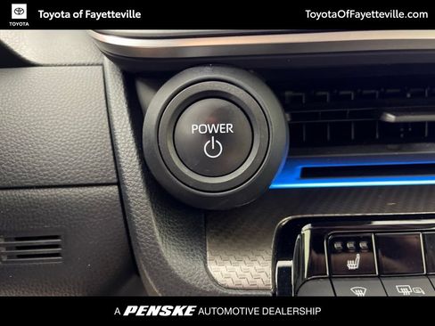 Used 2024 Toyota Prius XLE FWD image 34