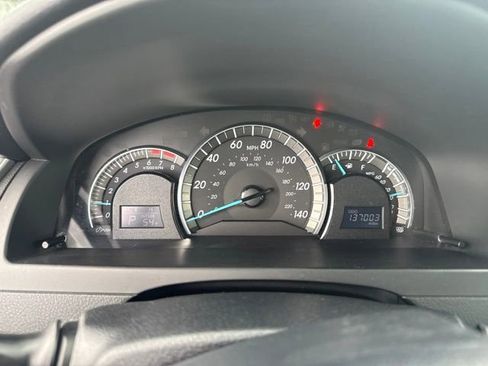 Used 2012 Toyota Camry SE FWD image 23
