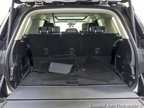 Used 2025 Ford Expedition Active AWD/4WD image 25