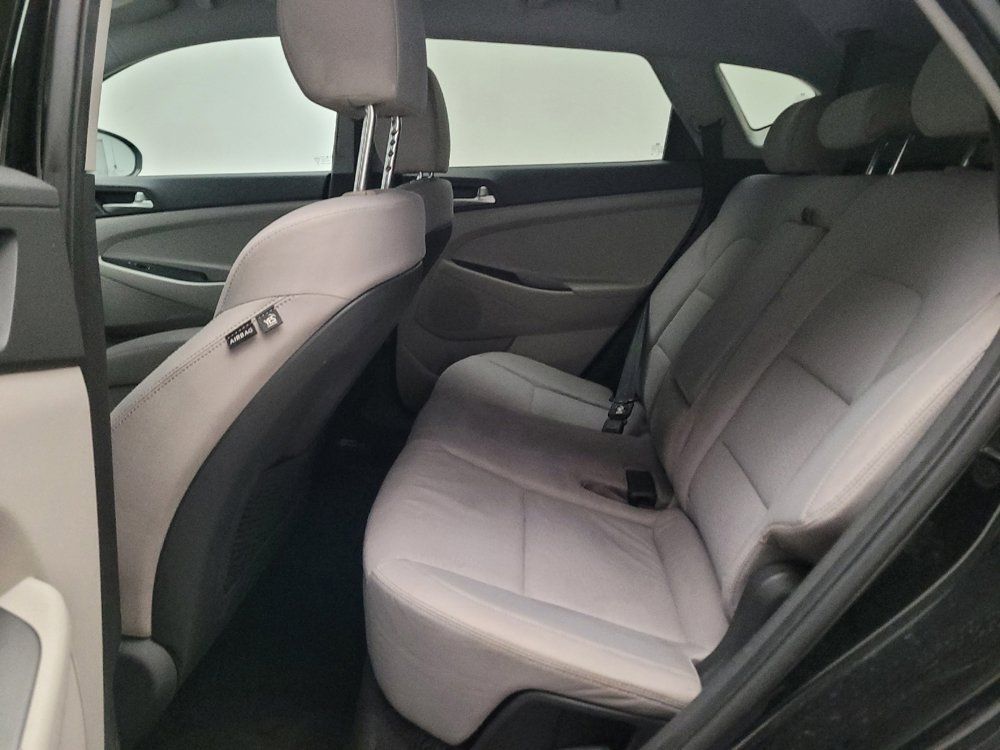 Used 2021 Hyundai Tucson SE FWD image 18