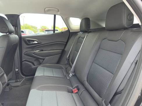 New 2026 Chevrolet Trax LT w/ Driver Confidence Package FWD image 18