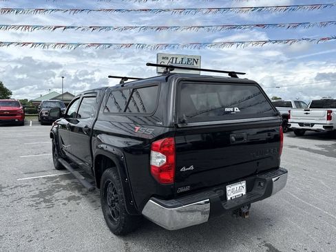 Used 2015 Toyota Tundra SR5 w/ SR5 Upgrade Package AWD/4WD image 12