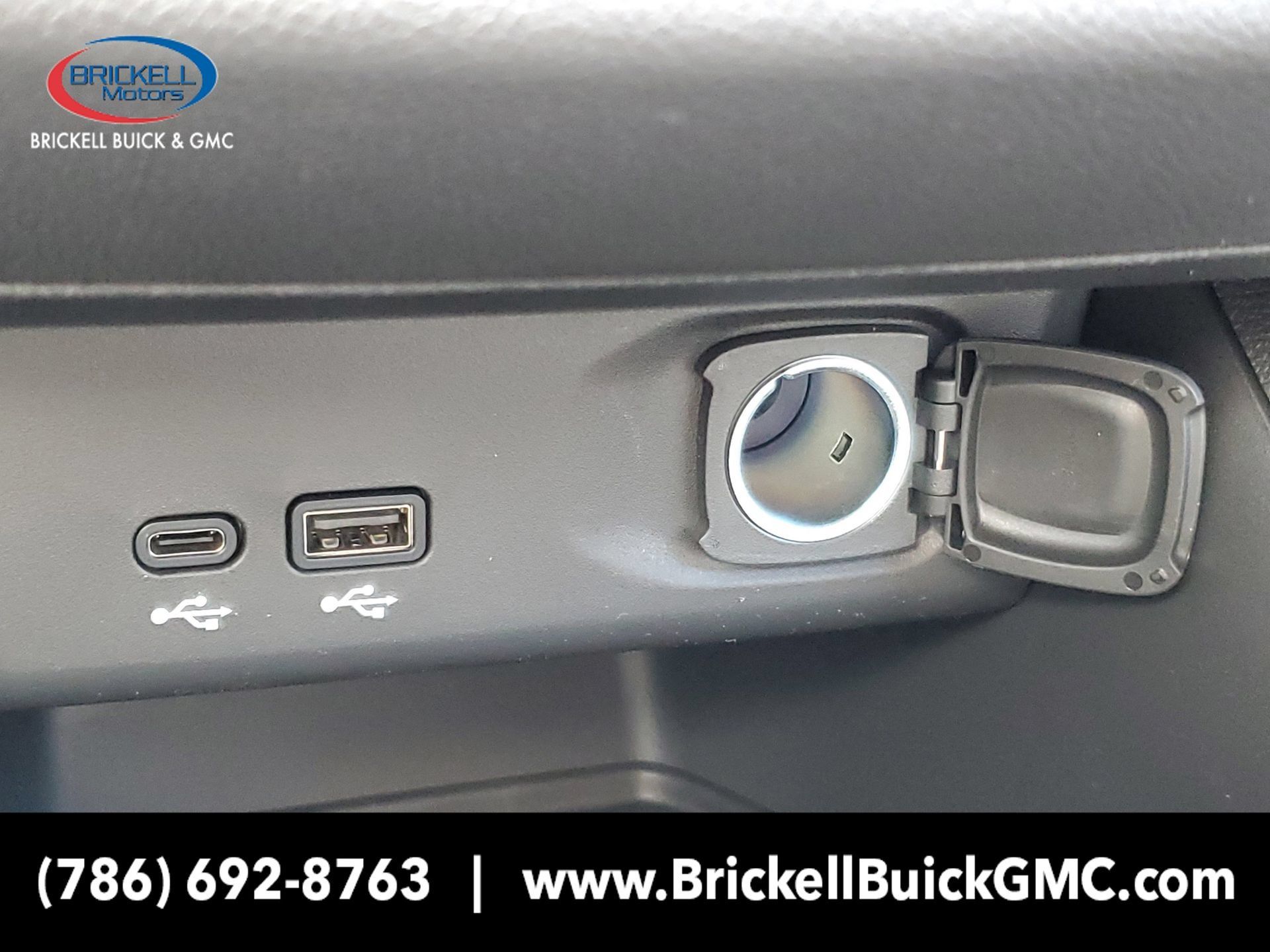 New 2026 Buick Envista Sport Touring FWD image 30