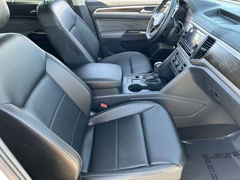 Used 2023 Volkswagen Atlas SE image 10