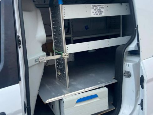 Used 2016 Ford Transit Connect XL FWD image 7