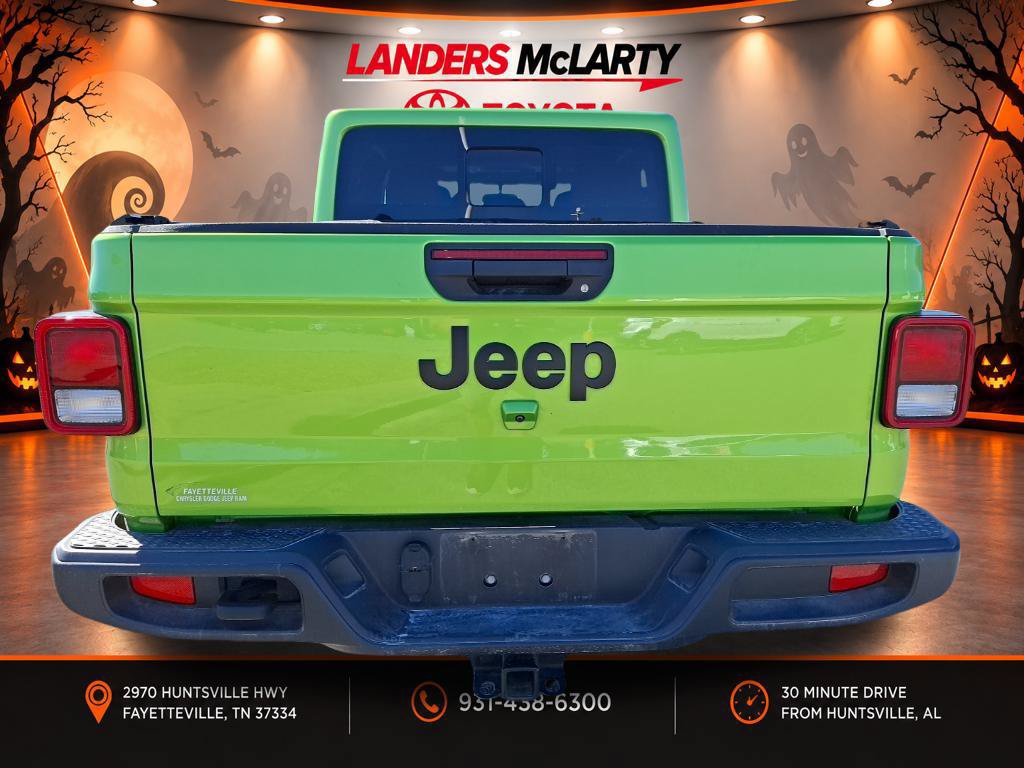 Used 2025 Jeep Gladiator Sport AWD/4WD image 4
