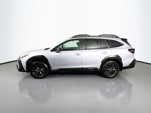 Used 2025 Subaru Outback Onyx Edition w/ Popular Package #2 AWD/4WD image 8