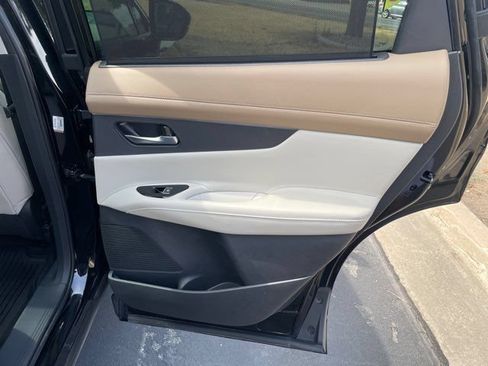 Used 2025 Nissan Murano Platinum w/ Cargo Package AWD/4WD image 21