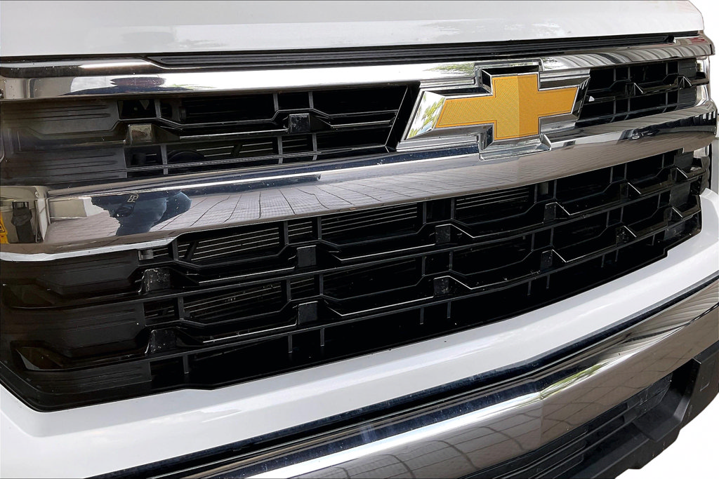 Used 2025 Chevrolet Silverado 1500 LT RWD image 26