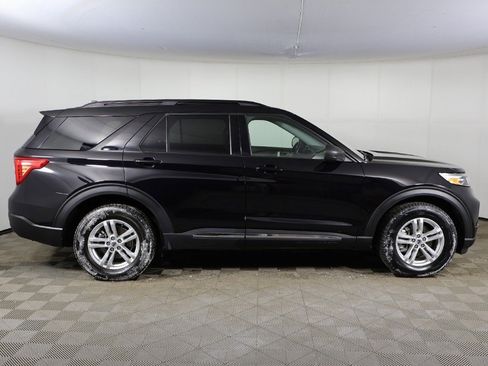 Used 2022 Ford Explorer XLT w/ Equipment Group 202A image 13
