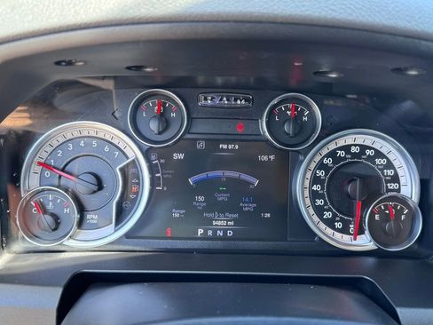 Used 2016 RAM 1500 Big Horn RWD image 12