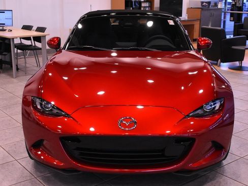 New 2025 MAZDA MX-5 Miata Grand Touring w/ Weather Package image 10