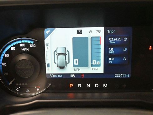 Used 2023 Ford Bronco Big Bend w/ Sasquatch Package AWD/4WD image 14