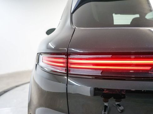 New 2026 Porsche Cayenne AWD/4WD image 11