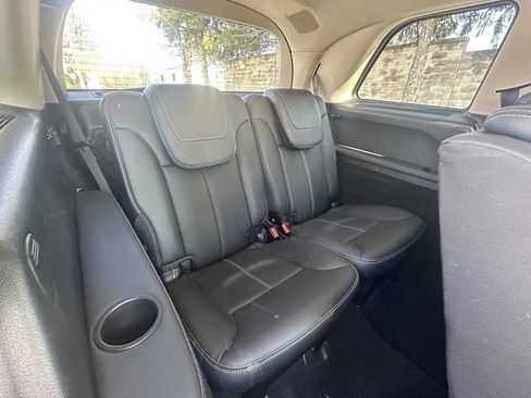 Used 2011 Mercedes-Benz GL 450 4MATIC w/ Premium 2 Pkg image 13