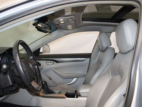 Used 2010 Cadillac CTS Performance image 4