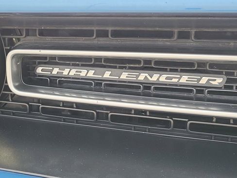 Used 2022 Dodge Challenger GT image 28