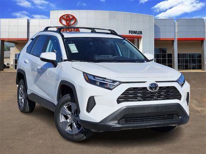 New 2025 Toyota RAV4 XLE w/ Convenience Package