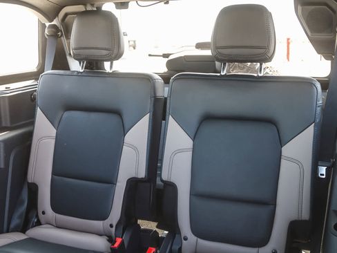 Used 2024 Ford Bronco Wildtrak image 18