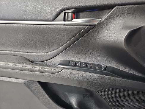 Used 2018 Toyota Camry XSE w/ Driver Assist Package FWD image 29