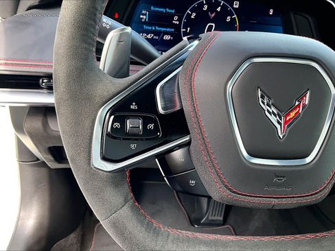 Used 2022 Chevrolet Corvette 3LT w/ Engine Appearance Package image 21