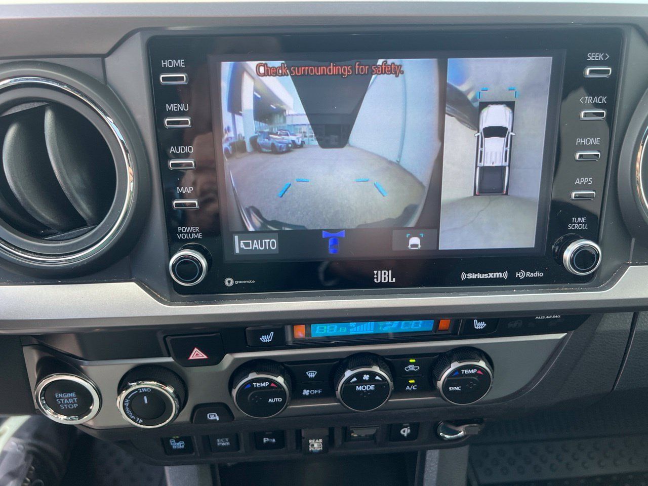 Used 2022 Toyota Tacoma Limited AWD/4WD image 14