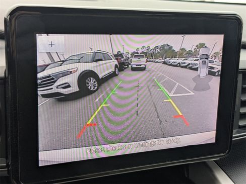 Used 2022 Ford Explorer 2WD image 23