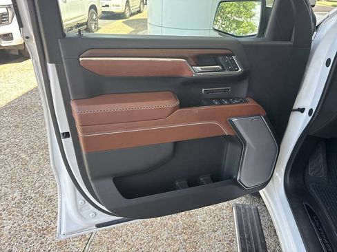 Certified 2024 GMC Sierra 1500 Denali Ultimate AWD/4WD image 23