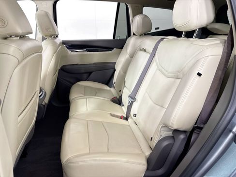 Used 2020 Cadillac XT6 Premium Luxury image 30