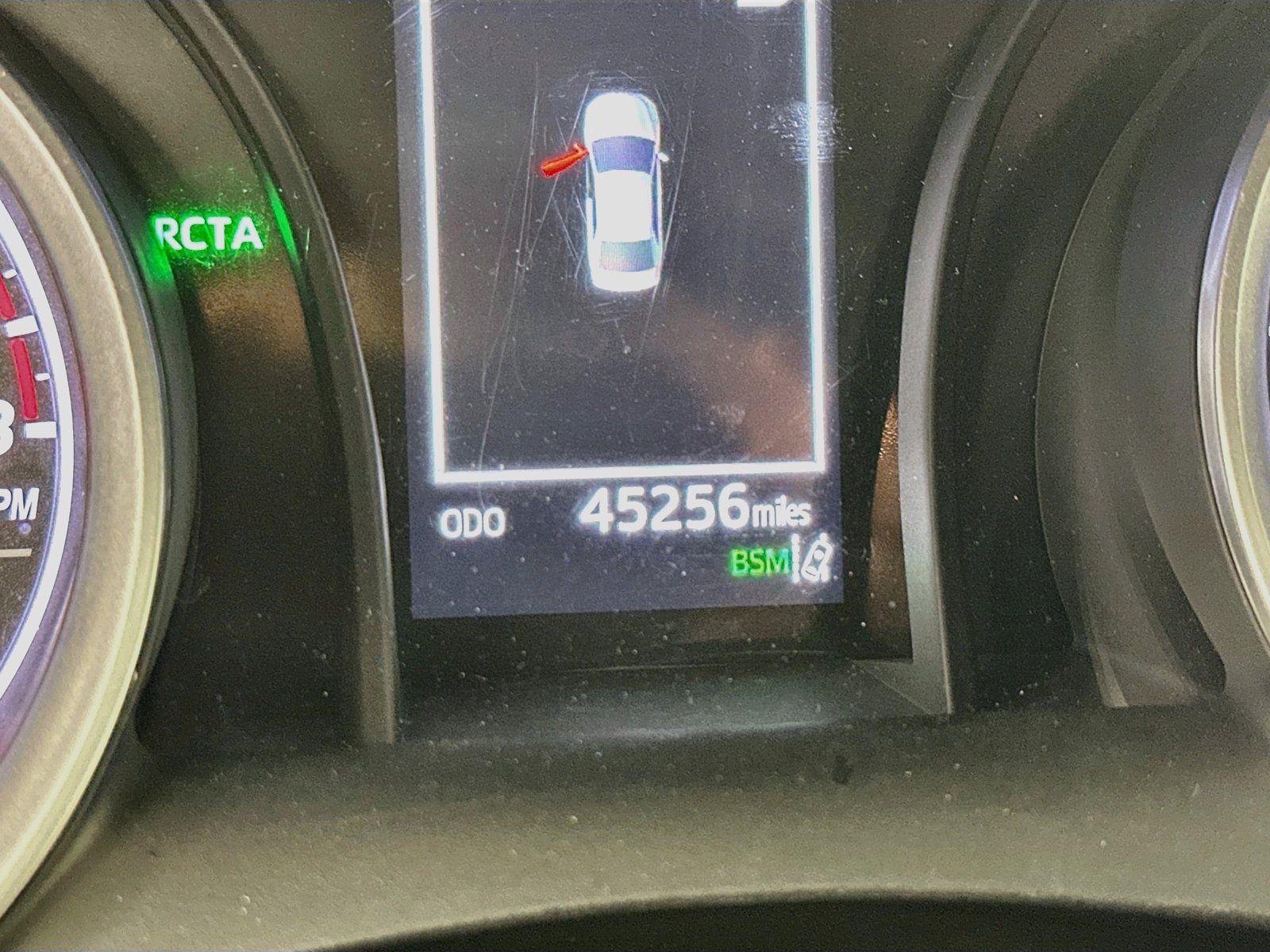 Used 2021 Toyota Camry LE w/ Convenience Package FWD image 13