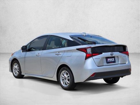 Used 2022 Toyota Prius LE FWD image 7