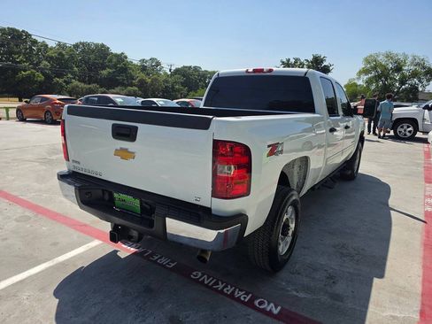 Used 2012 Chevrolet Silverado 2500 LT w/ Interior Plus Package AWD/4WD image 12