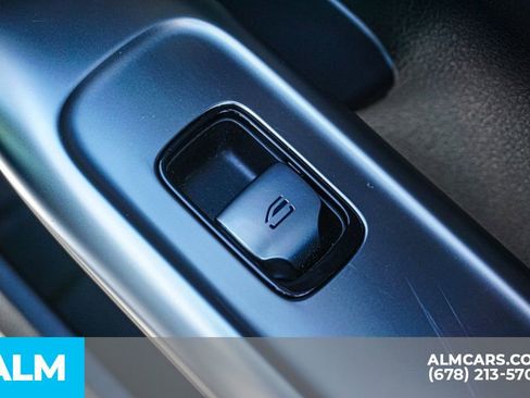 Used 2025 Mercedes-Benz C 300 Sedan image 55