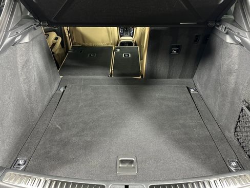 Used 2023 Porsche Macan image 14