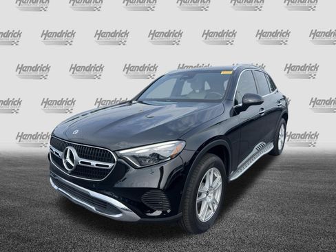 Used 2024 Mercedes-Benz GLC 300 image 5