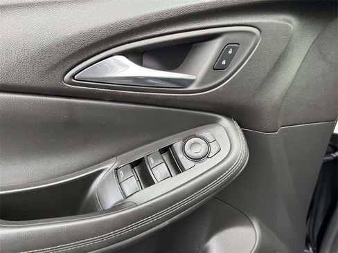 Used 2024 Buick Encore GX Sport Touring w/ Comfort Package image 18