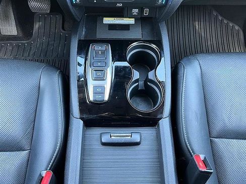 Used 2019 Honda Pilot Elite image 41
