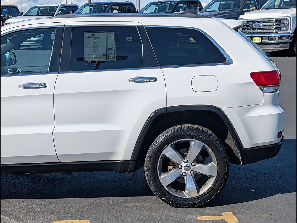 Used 2016 Jeep Grand Cherokee Limited AWD/4WD image 11
