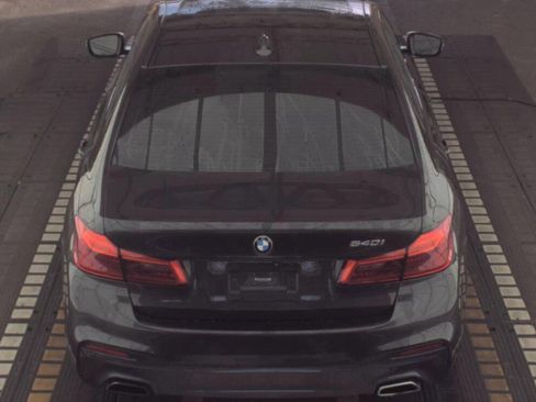 Used 2020 BMW 540i M-Sport w/ M Sport Package image 15