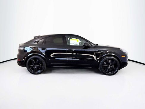 New 2026 Porsche Cayenne Turbo image 8