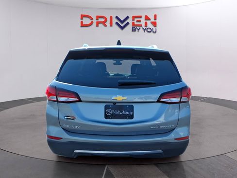 Used 2023 Chevrolet Equinox Premier AWD/4WD image 4
