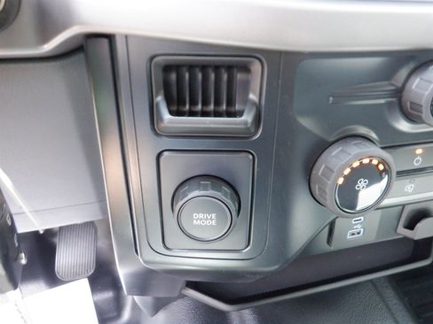 Used 2024 Ford F150 XL RWD image 15